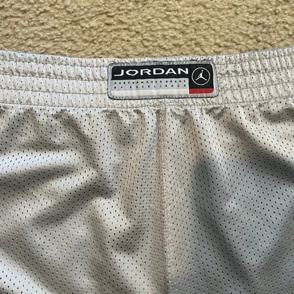 Vtg Jordan Reversible Basketball Shorts 2XL UNC Tarheels Silky Shiny Y2K Baggy‎ - Picture 9 of 12